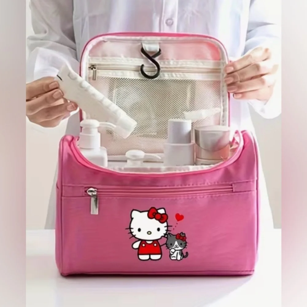 ❤️❤️SANRIO MYSTERY BUNDLE with Pink Hello Kitty Travel Make-Up Bag